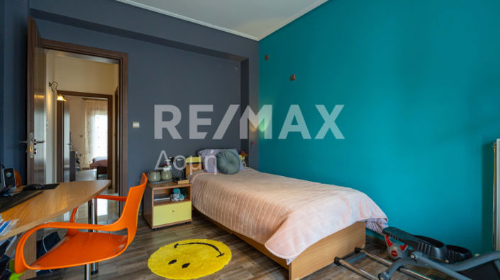 Image No.56-5 Bed Property for sale