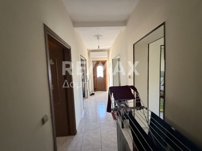 Image No.57-5 Bed Property for sale