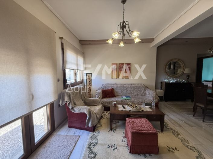 Image No.6-5 Bed Property for sale