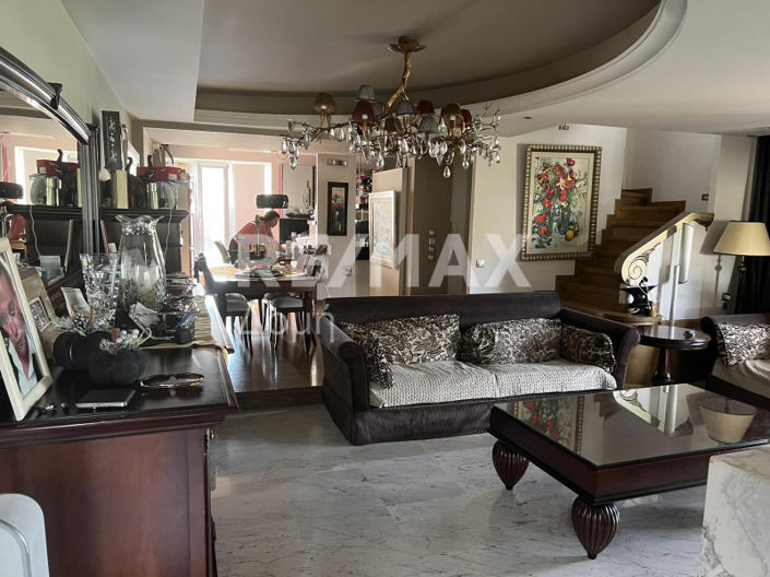 Image No.11-5 Bed Maisonette for sale