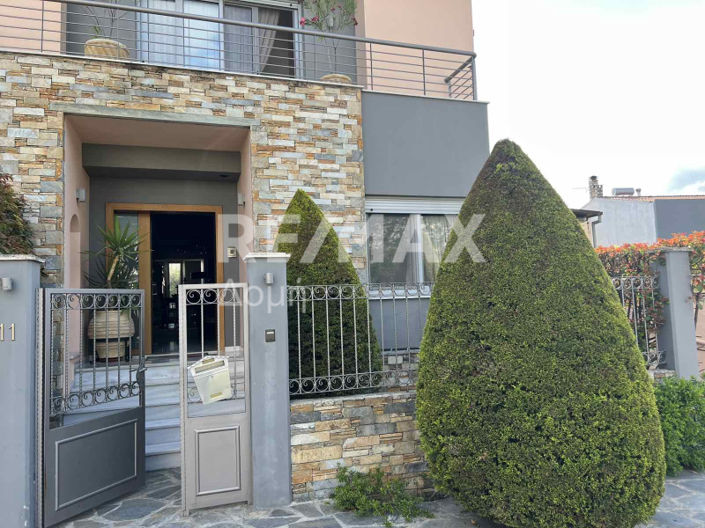 Image No.8-5 Bed Maisonette for sale