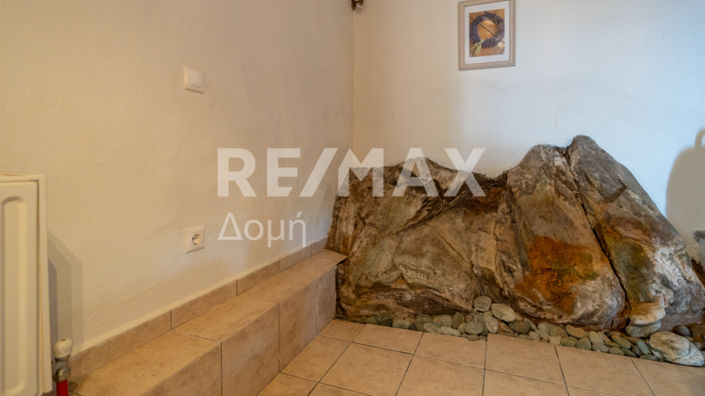 Image No.14-4 Bed House for sale