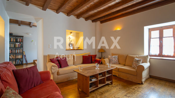 Image No.16-4 Bed House for sale