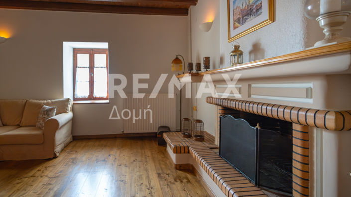 Image No.19-4 Bed House for sale