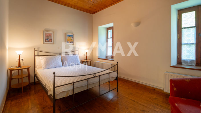 Image No.23-4 Bed House for sale