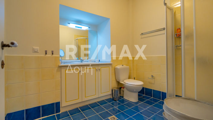 Image No.25-4 Bed House for sale