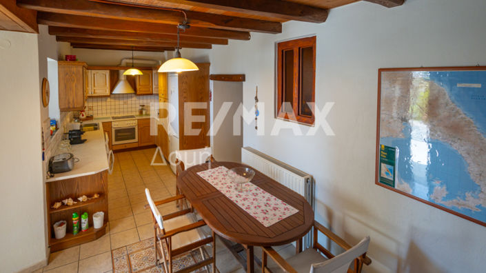 Image No.3-4 Bed House for sale