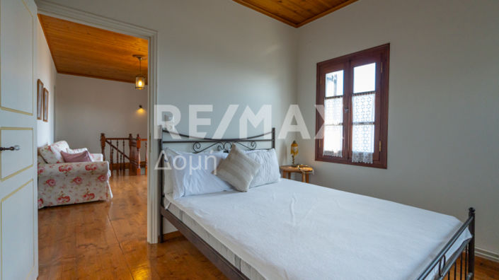 Image No.55-4 Bed House for sale