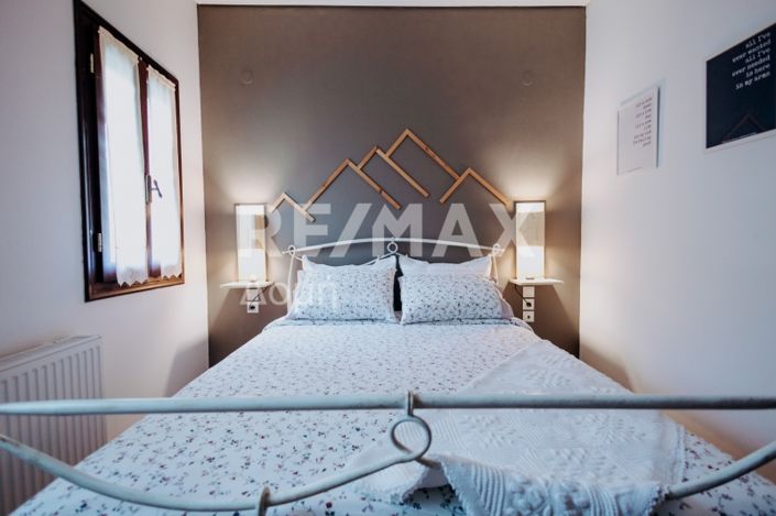 Image No.36-3 Bed Property for sale