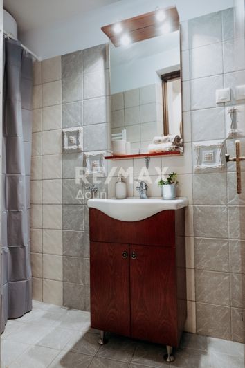 Image No.43-3 Bed Property for sale