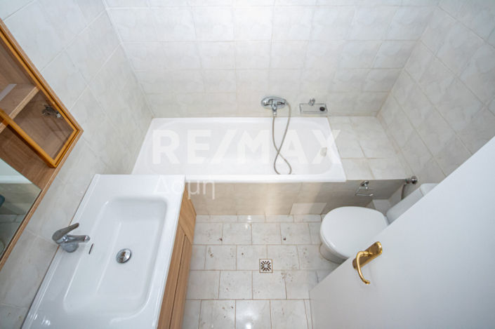 Image No.19-1 Bed Apartment for sale