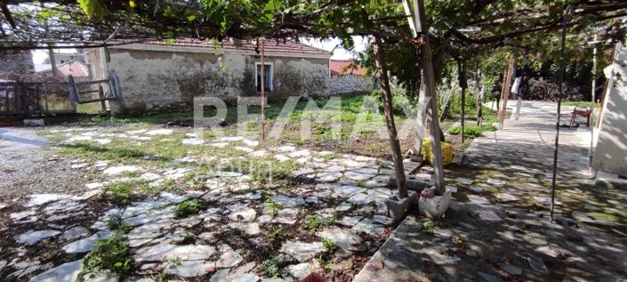 Image No.14-1 Bed Property for sale