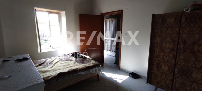 Image No.18-1 Bed Property for sale