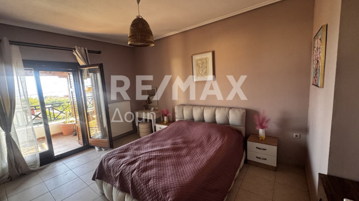 Image No.15-3 Bed House for sale