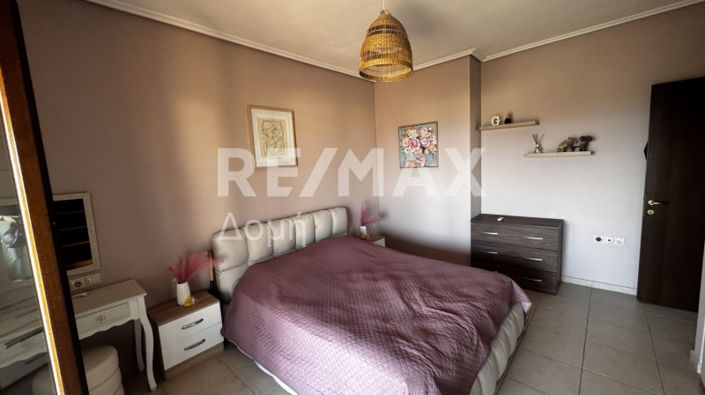 Image No.17-3 Bed House for sale