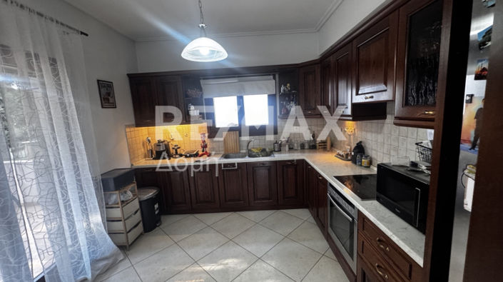 Image No.6-3 Bed House for sale