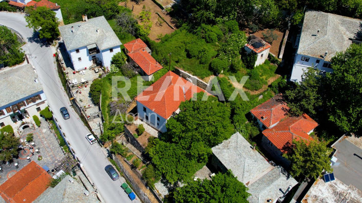 Image No.26-6 Bed Property for sale