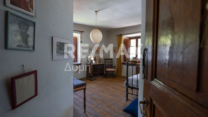 Image No.35-6 Bed Property for sale