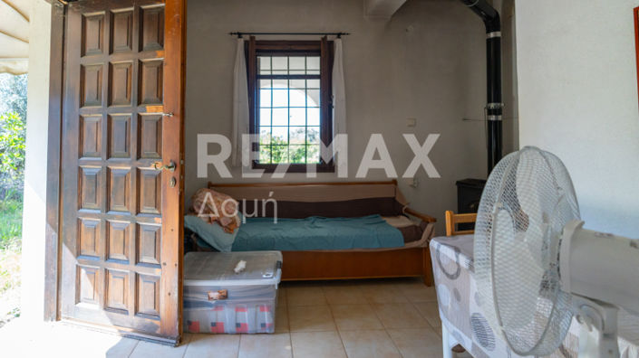 Image No.8-4 Bed Maisonette for sale