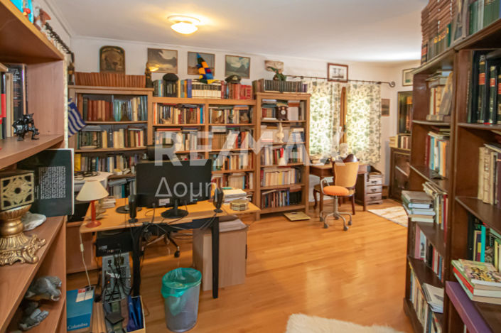 Image No.11-2 Bed Maisonette for sale