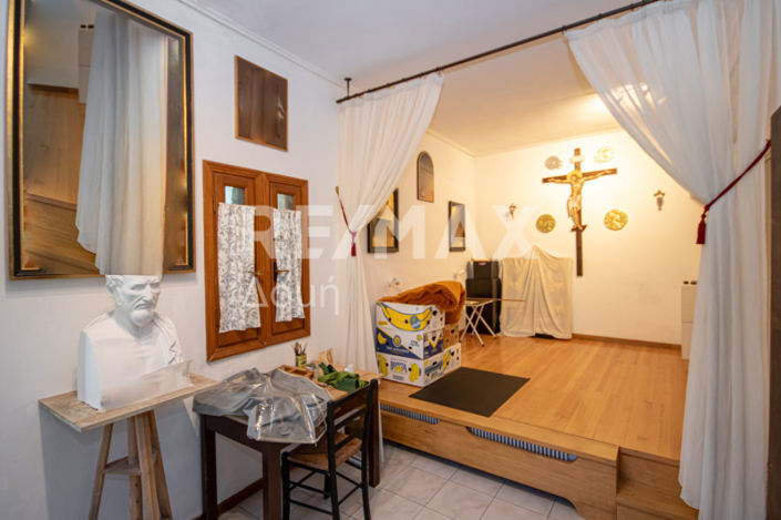 Image No.13-2 Bed Maisonette for sale