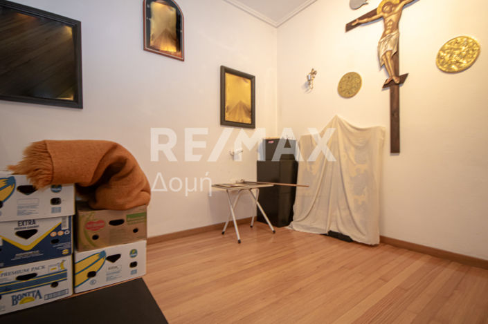 Image No.18-2 Bed Maisonette for sale