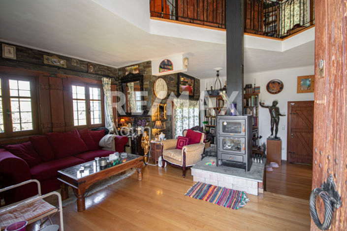 Image No.2-2 Bed Maisonette for sale