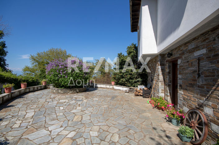 Image No.21-2 Bed Maisonette for sale