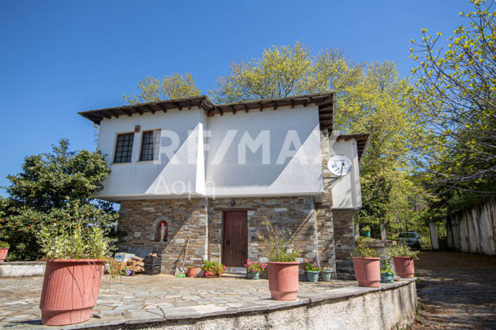 Image No.29-2 Bed Maisonette for sale