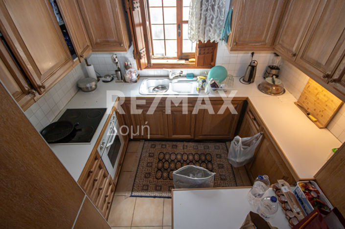 Image No.8-2 Bed Maisonette for sale
