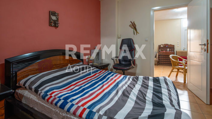 Image No.25-3 Bed Maisonette for sale
