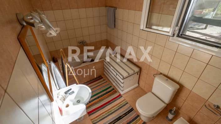 Image No.31-3 Bed Maisonette for sale