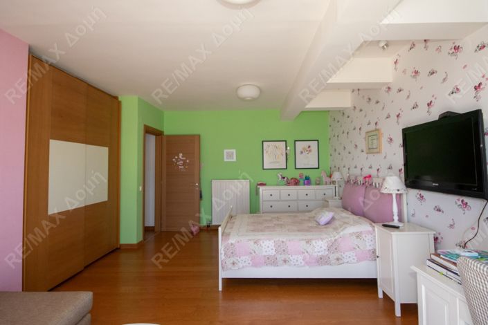 Image No.16-6 Bed Land for sale