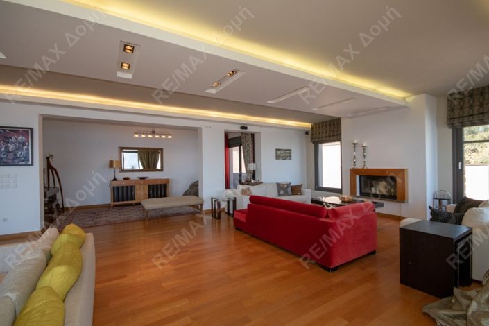 Image No.6-6 Bed Land for sale