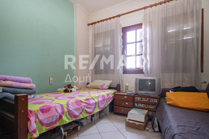 Image No.15-3 Bed Property for sale