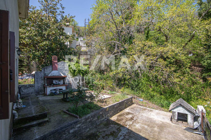Image No.18-Propriété de 3 chambres à vendre à Magnésie