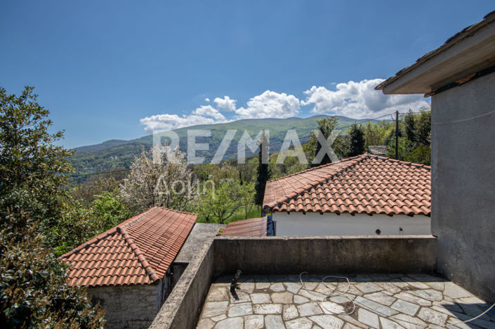 Image No.40-3 Bed Property for sale