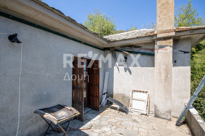 Image No.41-3 Bed Property for sale