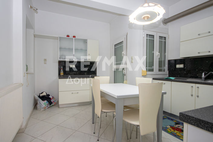 Image No.6-Propriété de 4 chambres à vendre à Magnésie
