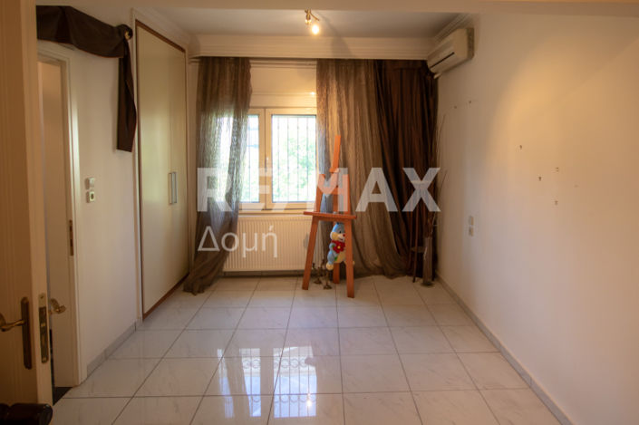 Image No.7-Propriété de 4 chambres à vendre à Magnésie