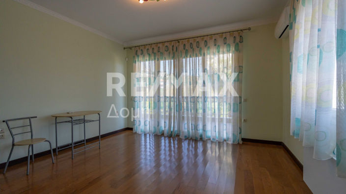 Image No.18-Propriété de 5 chambres à vendre à Magnésie