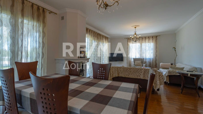 Image No.39-Propriété de 5 chambres à vendre à Magnésie