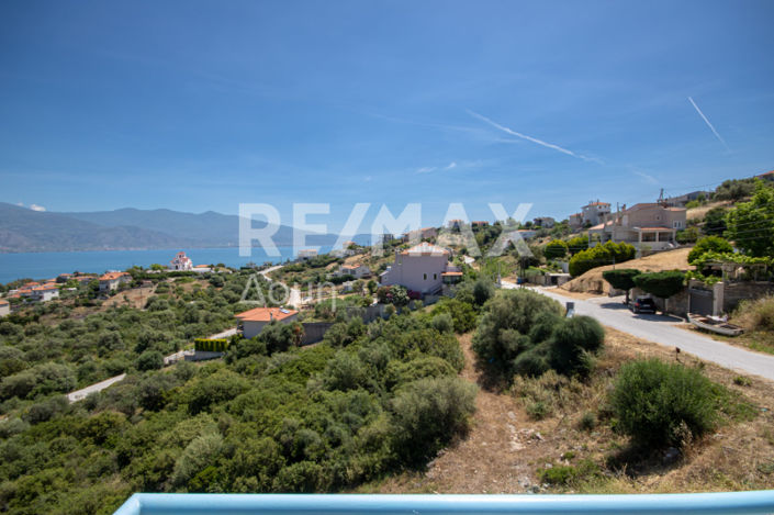 Image No.25-3 Bed Property for sale