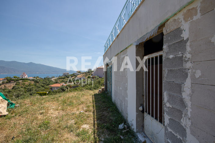 Image No.26-3 Bed Property for sale