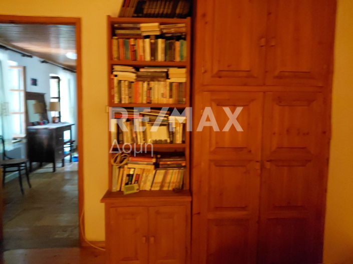 Image No.11-3 Bed Maisonette for sale