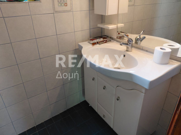 Image No.17-3 Bed Maisonette for sale
