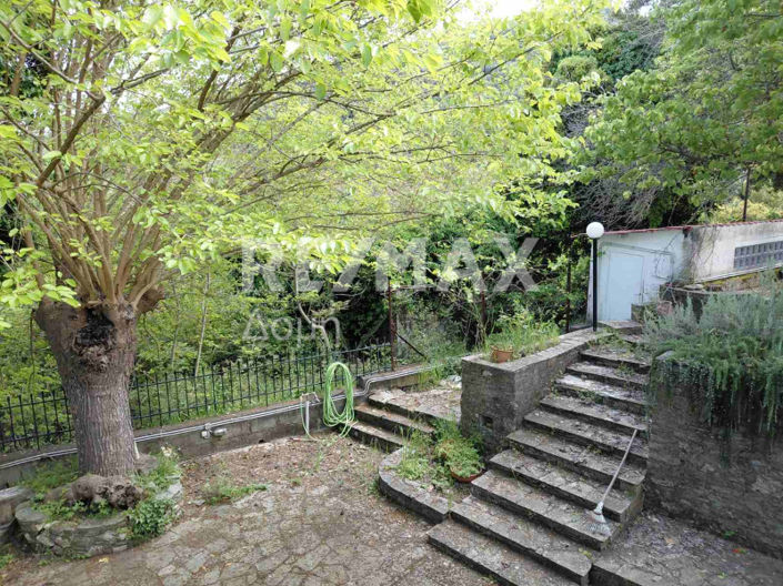 Image No.19-3 Bed Maisonette for sale