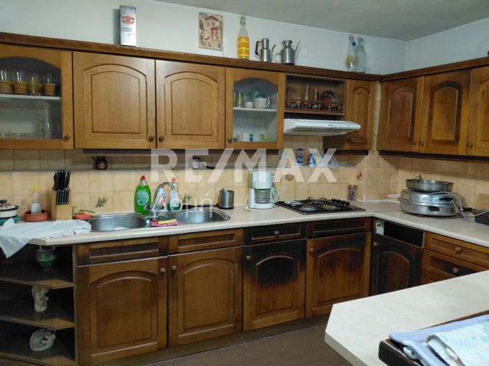 Image No.28-3 Bed Maisonette for sale