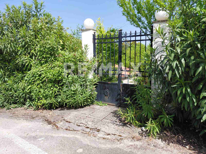 Image No.33-3 Bed Maisonette for sale