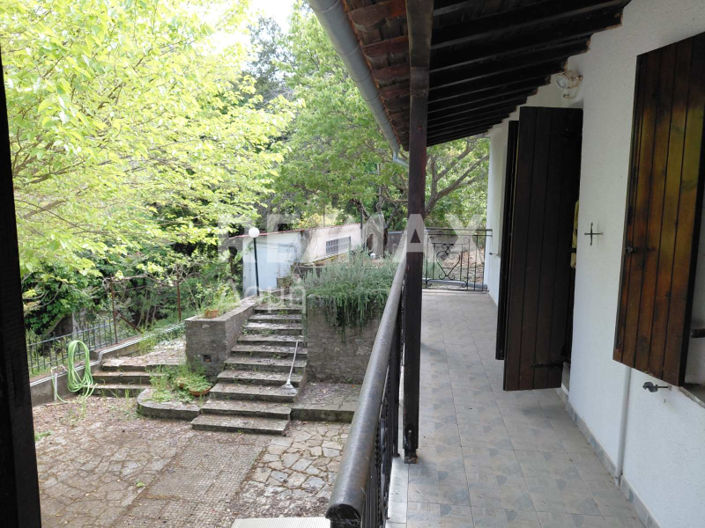 Image No.45-3 Bed Maisonette for sale